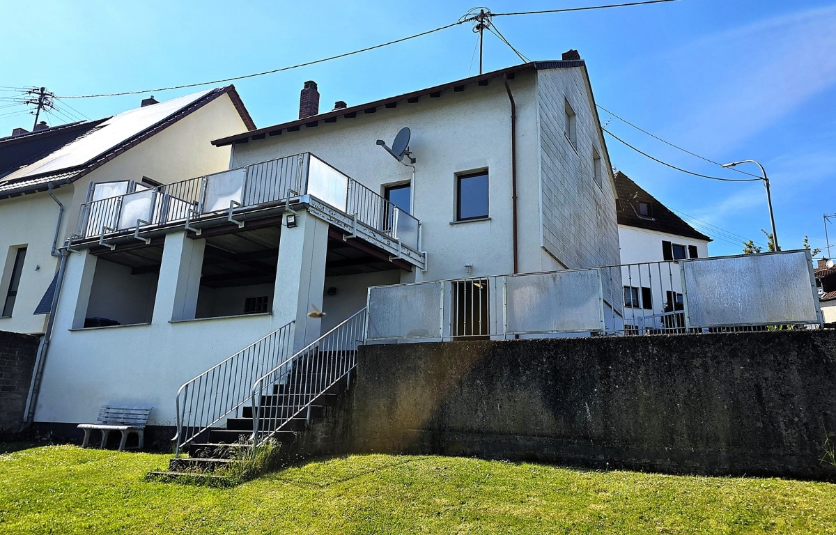 Einfamilienhaus kaufen in 66287 Quierschied - Immobilienmakler Saarland Einfamilienhaus kaufen in 66287 Quierschied - Immobilienmakler Saarland