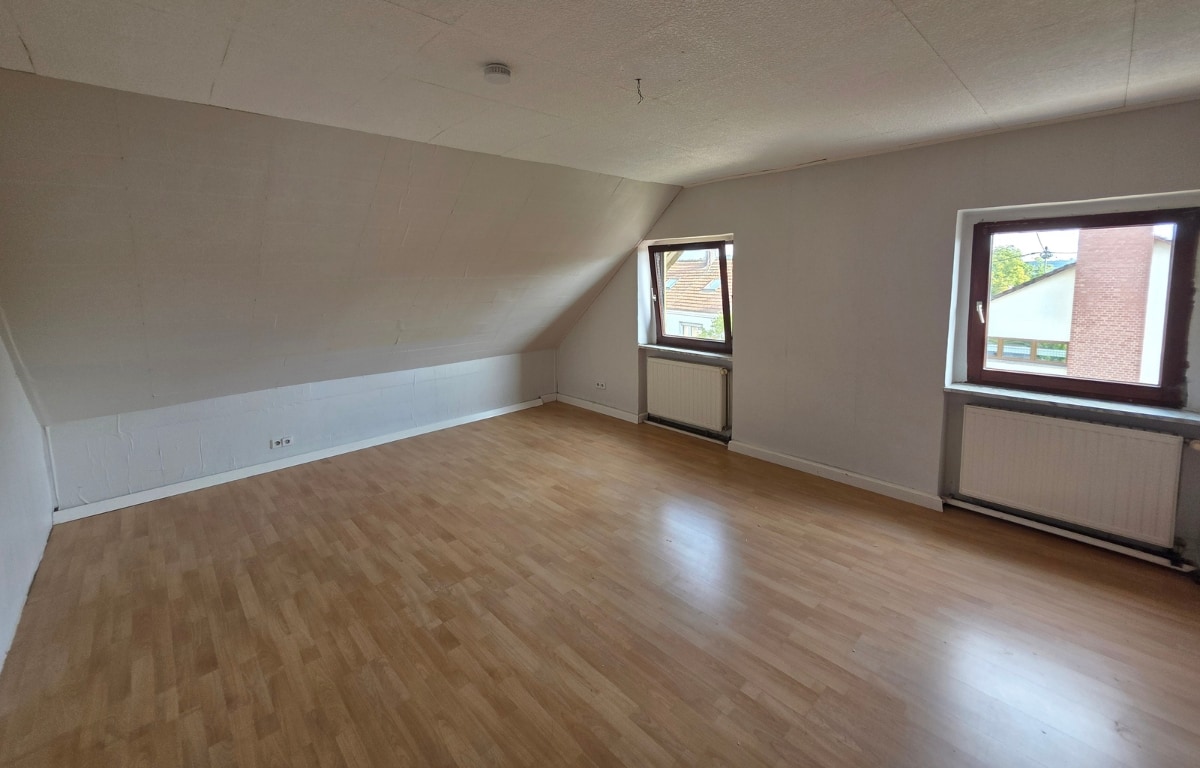 MFH in Merchweiler-Zimmer