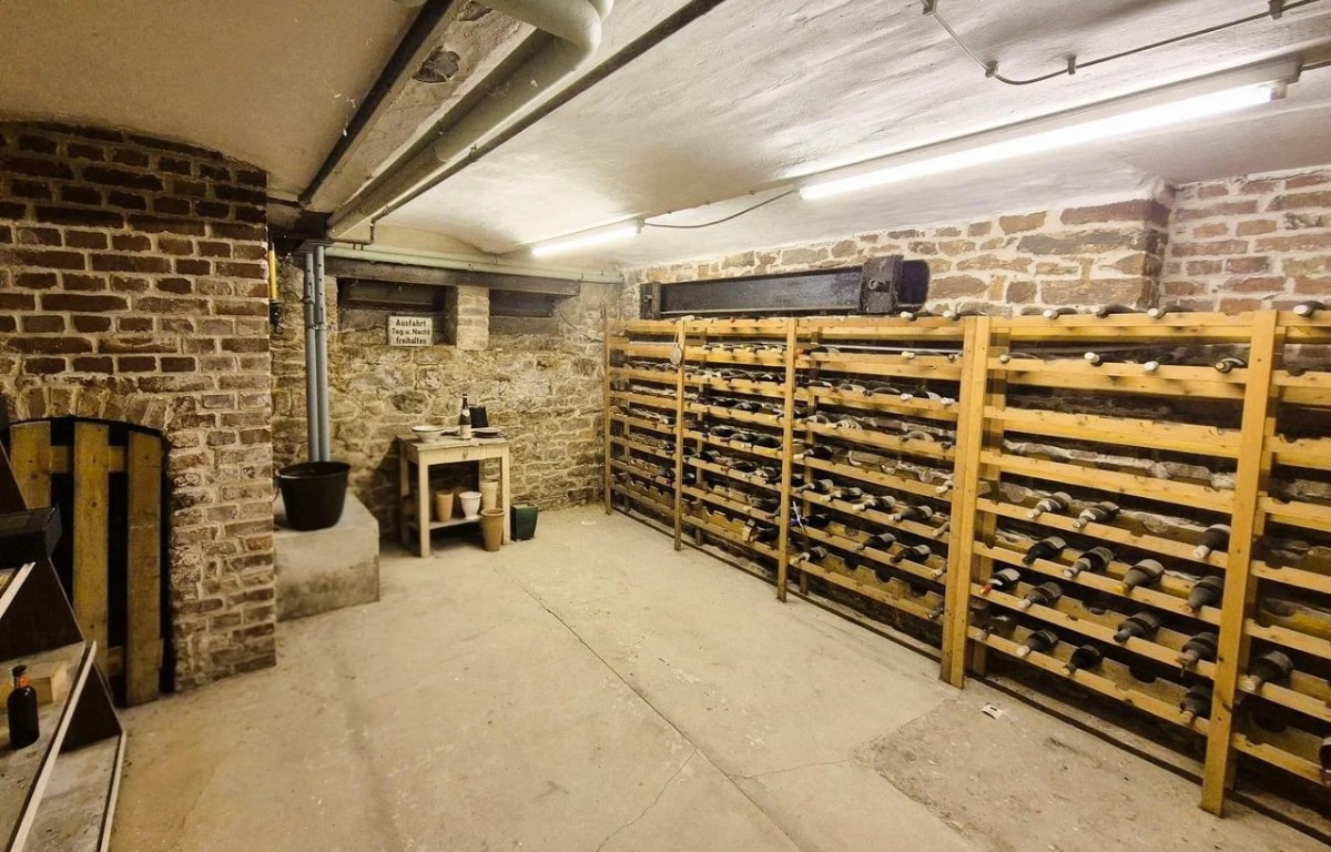Wohn- und Geschäftshaus in Quierschied - Weinkeller