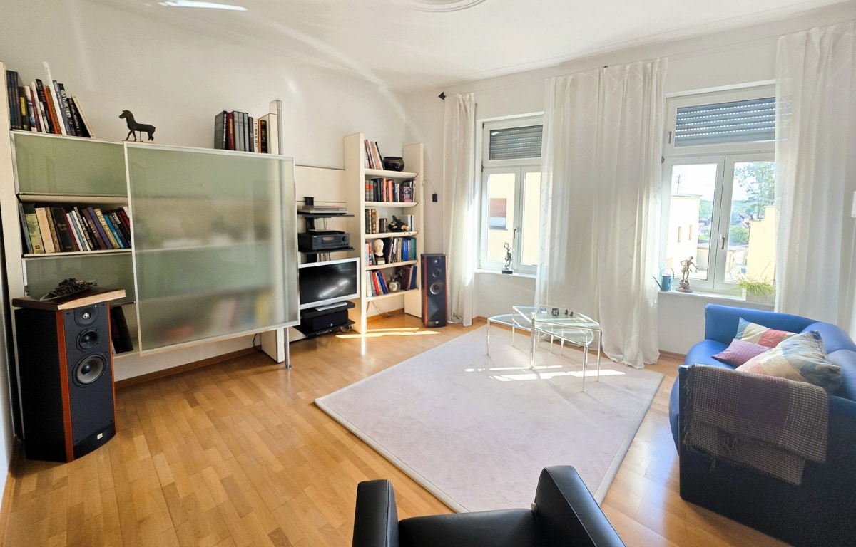 Wohn- und Geschäftshaus in Quierschied - Wohnzimmer